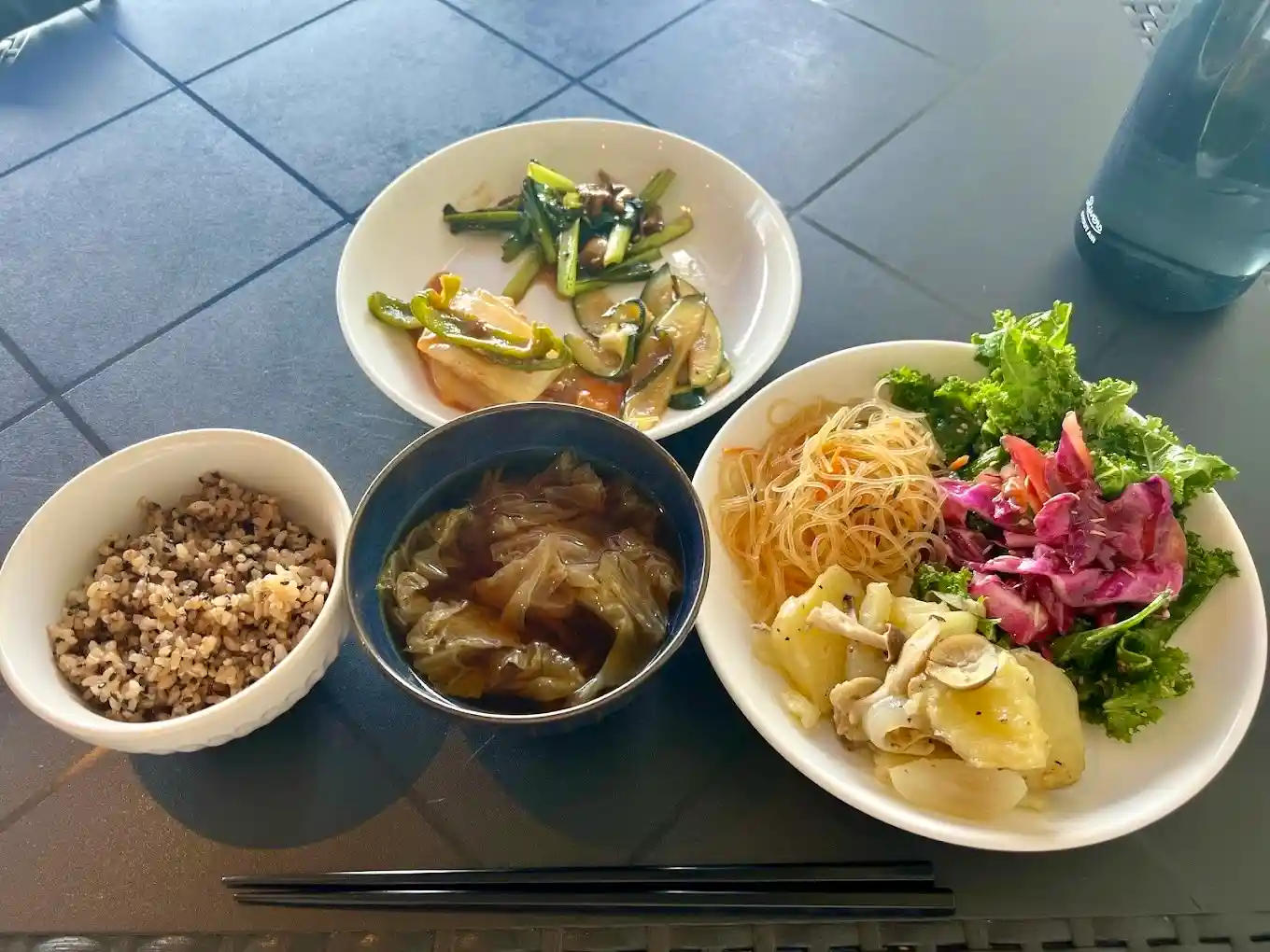 ベジフルランチカフェ （Vegeful Lunch Cafe）
