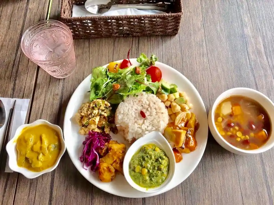 LaLaZorba(ララゾルバ)