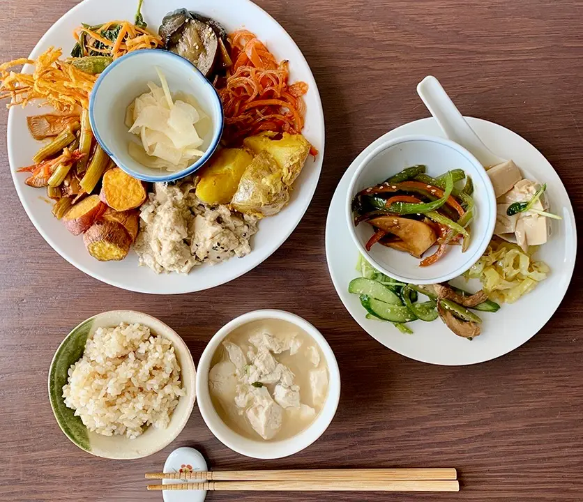 ベジフルランチカフェ (Vegeful Lunch Cafe)