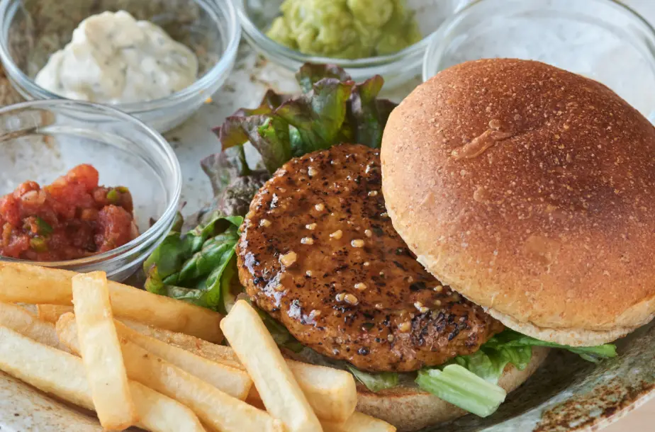 ヴィーガンビストロじゃんがらのヴィーガンバーガー