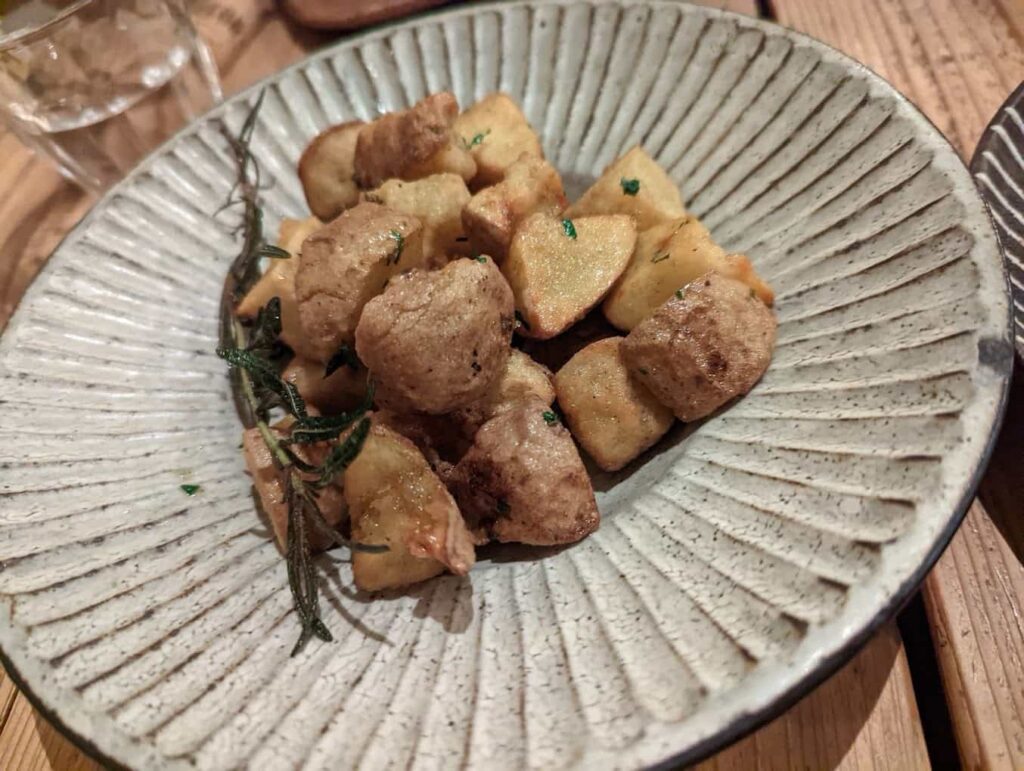 野菜と自然派ワイン食堂 harukucchii（ハルクッチィ）