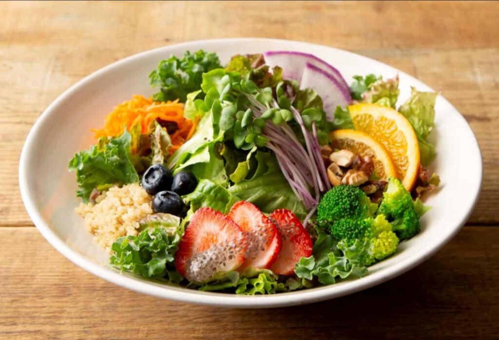 ジンナンカフェのヴィーガンサラダ