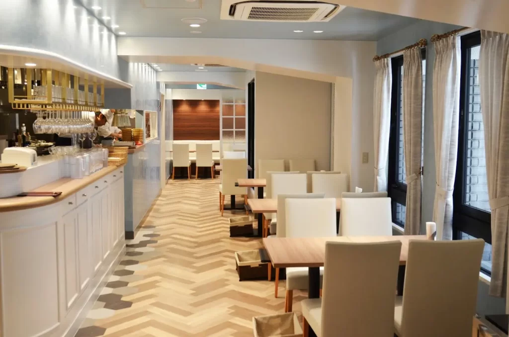 M’s Table（エムズターブル）内装