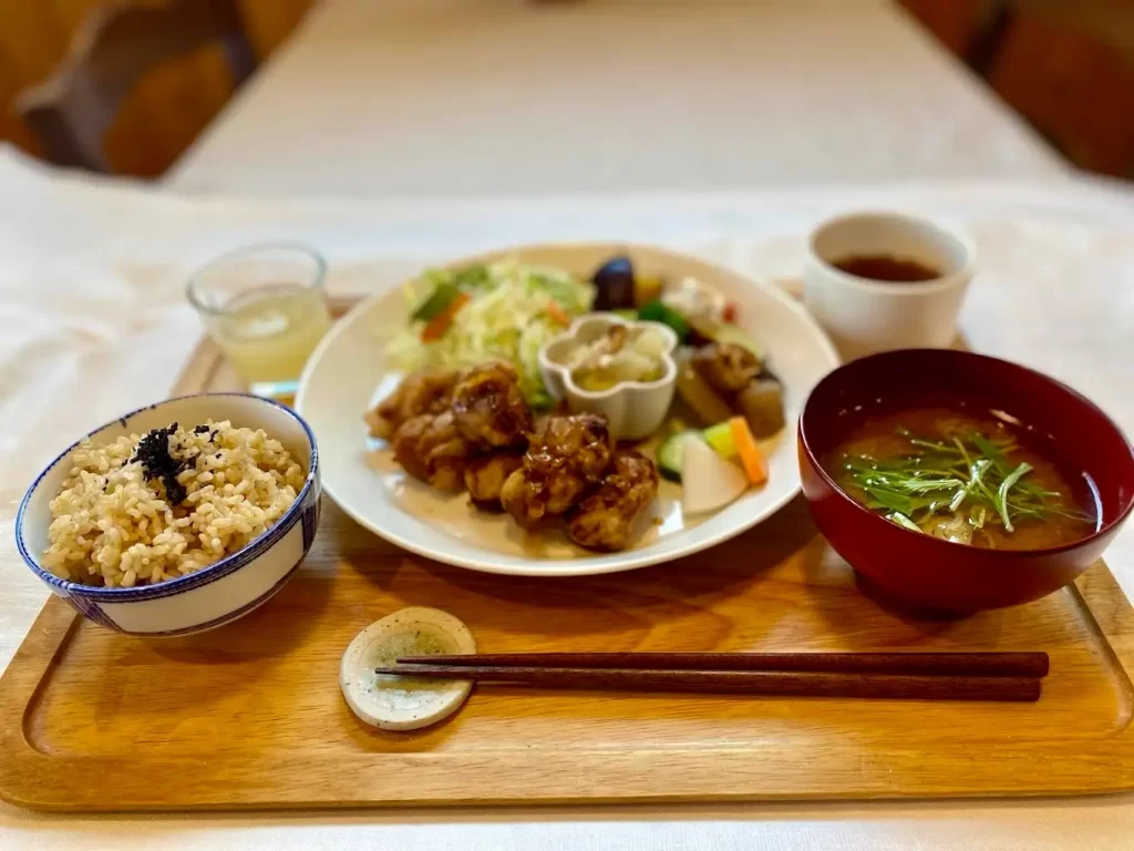 Organic cafe 知恵の木の定食