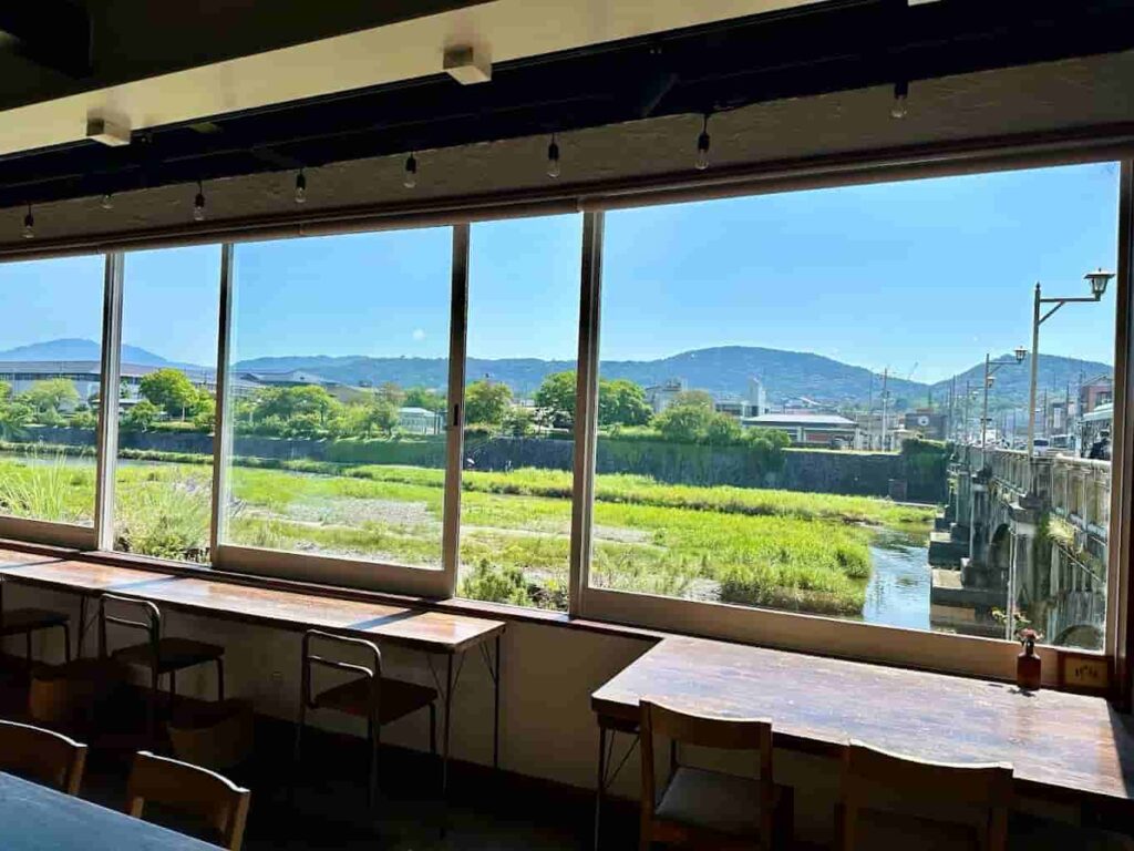 Veg Out (ベグ アウト)