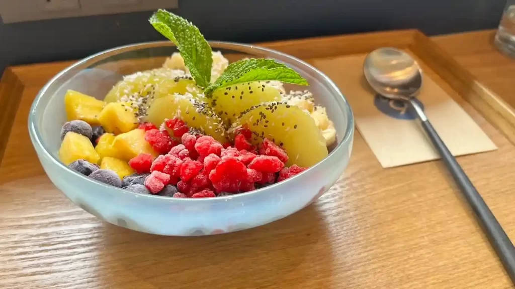 Bee9 vegan cafe & studio