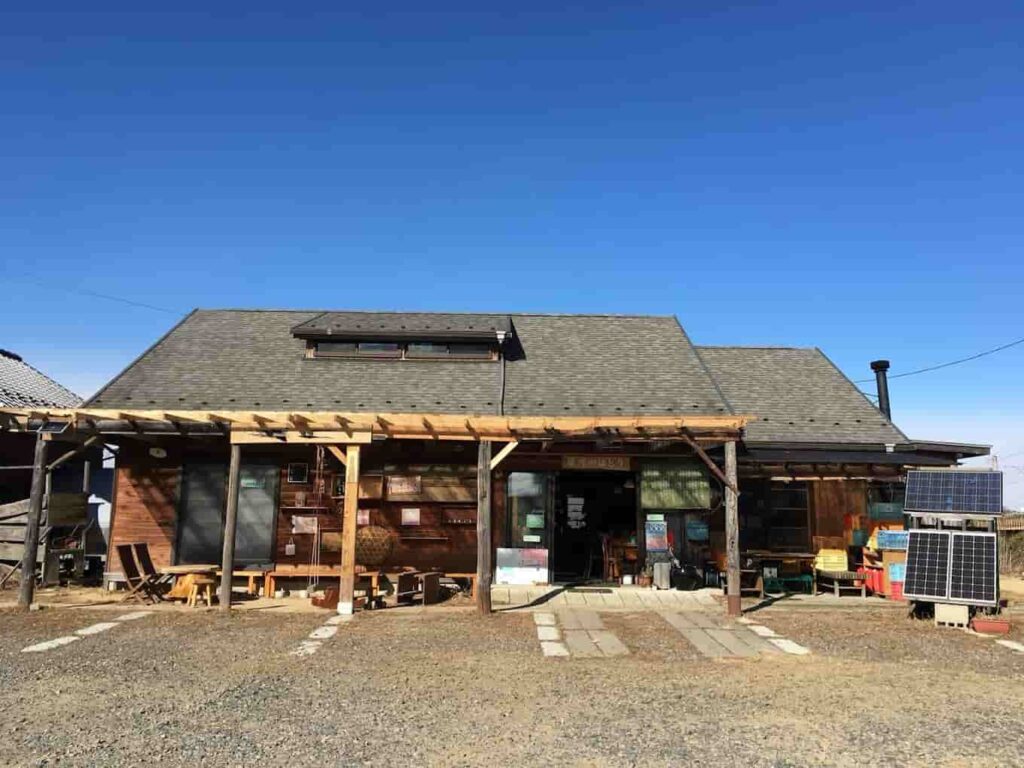 銀河のほとりの外観