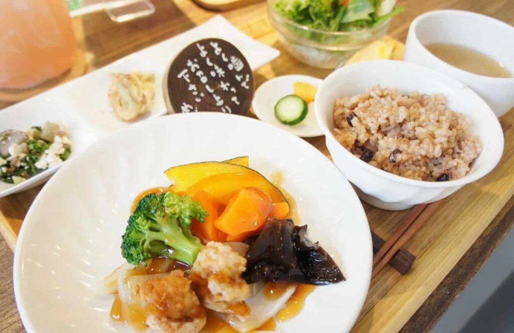 natural kitchen めだか 2号店