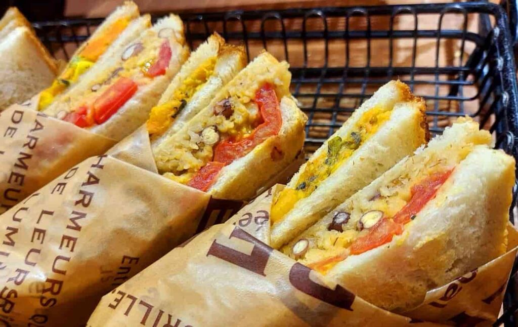 山のパン屋 桑の実