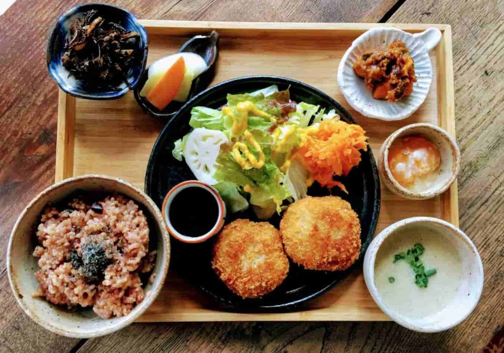 発酵食堂 ろじうら