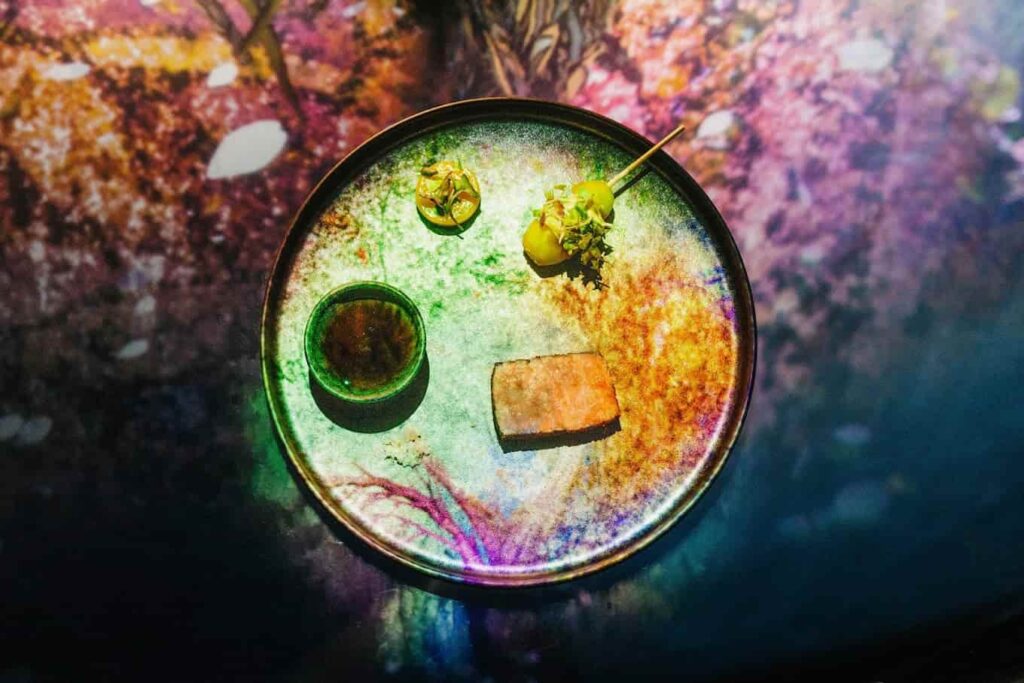 TREE by NAKED Meiji Park